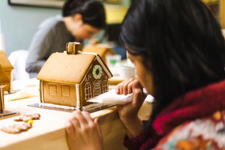 delavnica-carobne-medene-hiske (20)